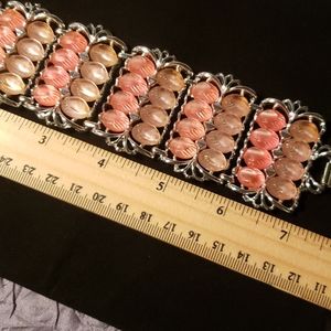 S🌷LE! 3/$10. Pink Deco Inspired Chunky Braclet